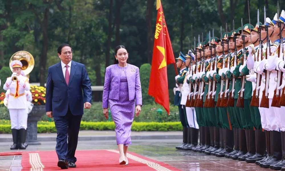 Prime Minister hosts welcome ceremony for Thai counterpart